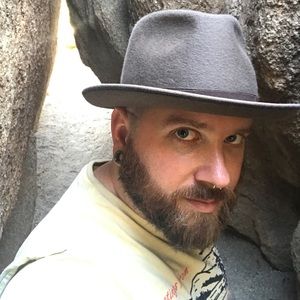 Meet your Posher, Joshua